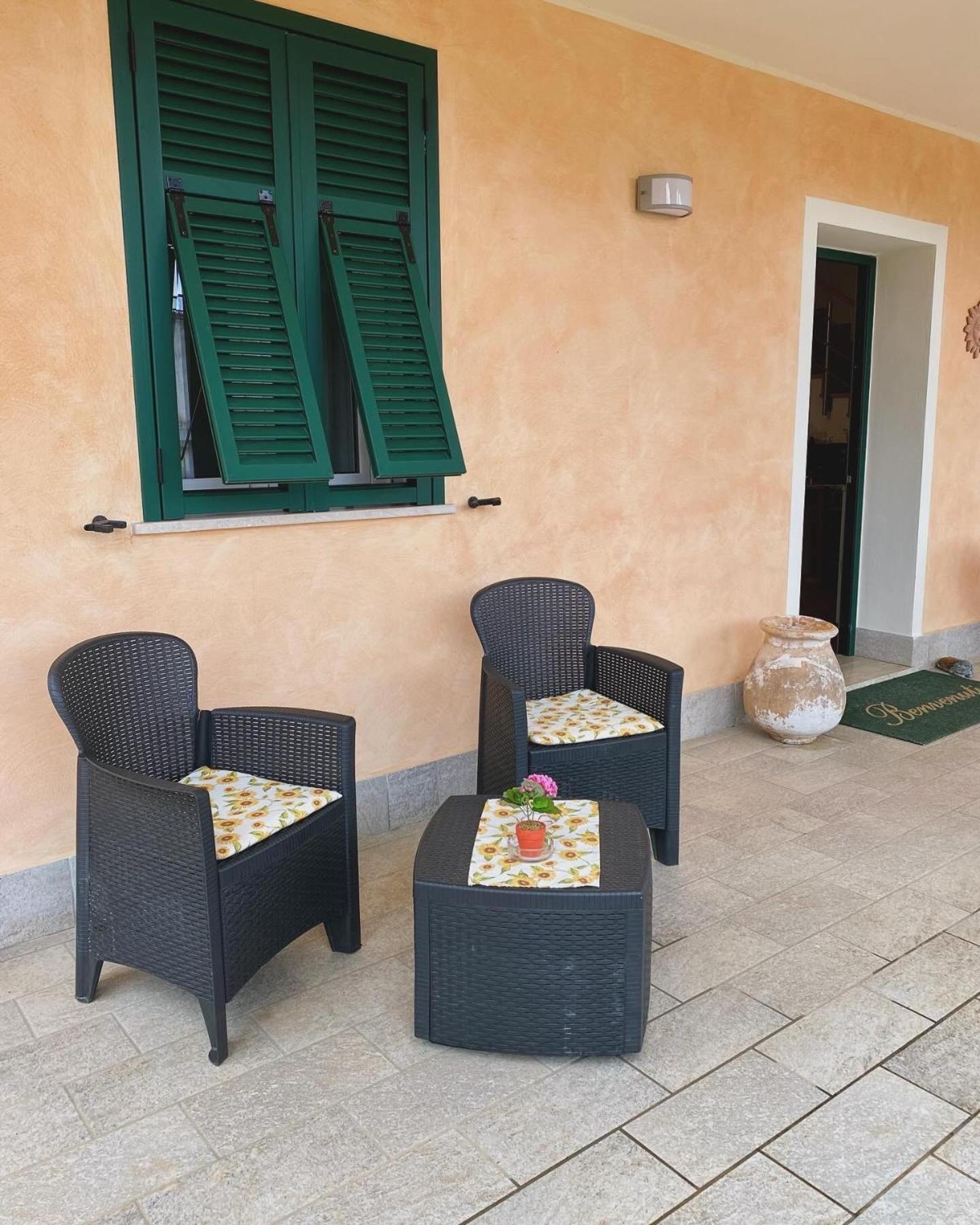 Holiday Rooms La Campagnetta Alassio Exterior photo